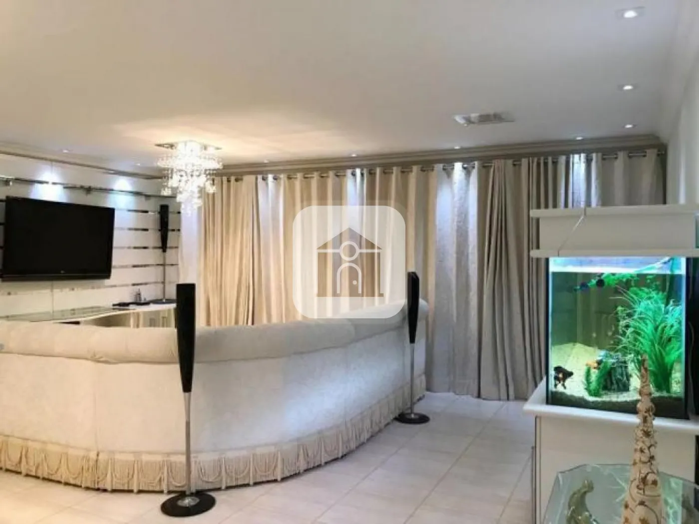 Comprar Apartamento / Padrão em Uberlândia R$ 980.000,00 - Foto 2