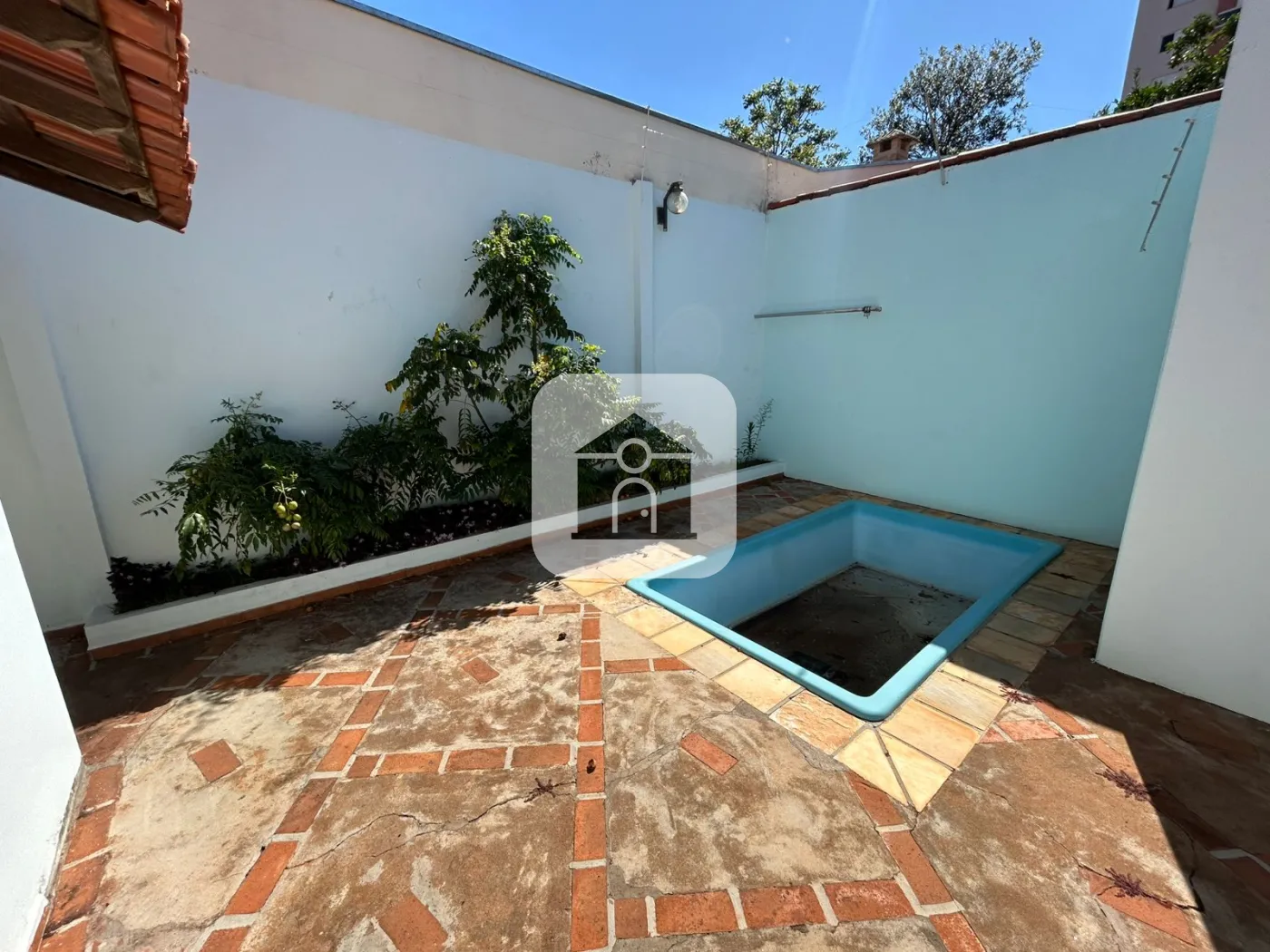 Alugar Casa / Padrão em Uberlândia R$ 3.000,00 - Foto 14