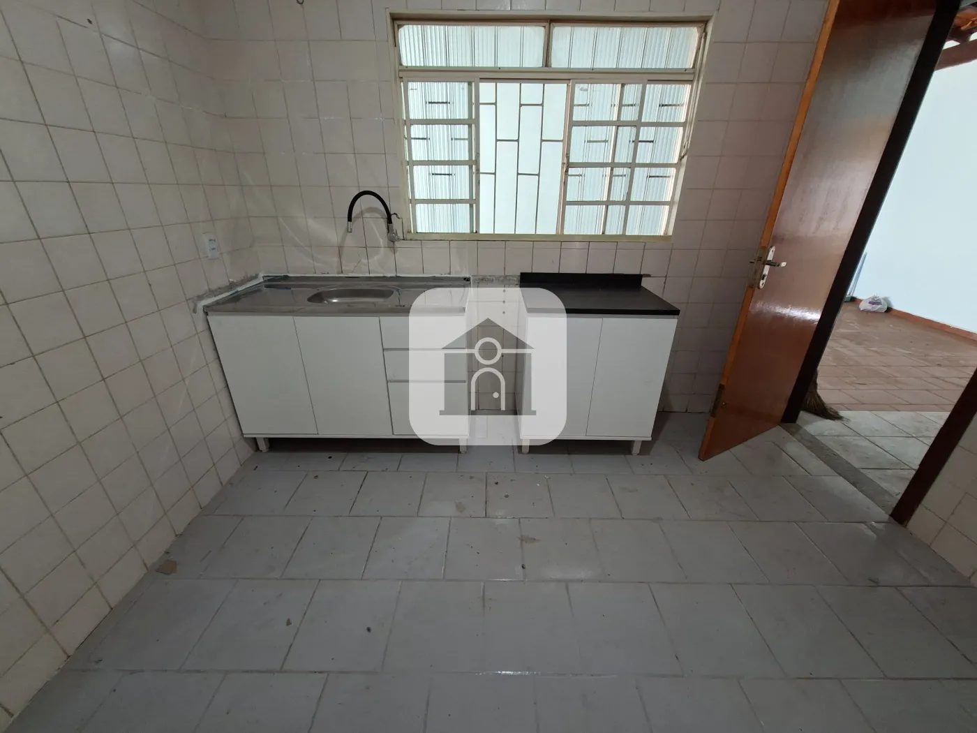 Alugar Casa / Padrão em Uberlândia R$ 3.000,00 - Foto 3