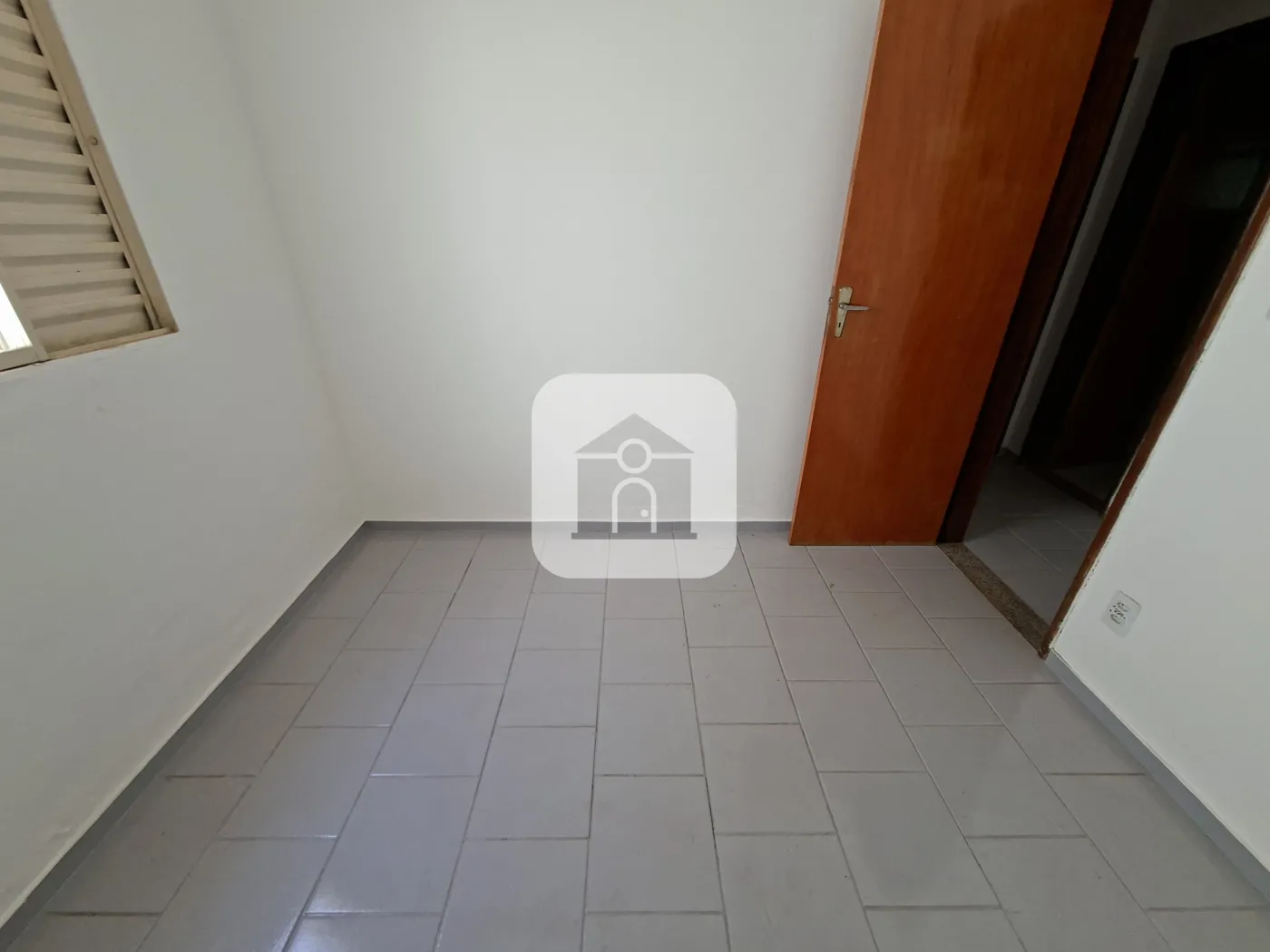 Alugar Casa / Padrão em Uberlândia R$ 3.000,00 - Foto 6