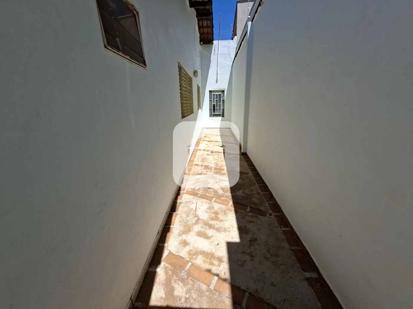 Alugar Casa / Padrão em Uberlândia R$ 3.000,00 - Foto 21