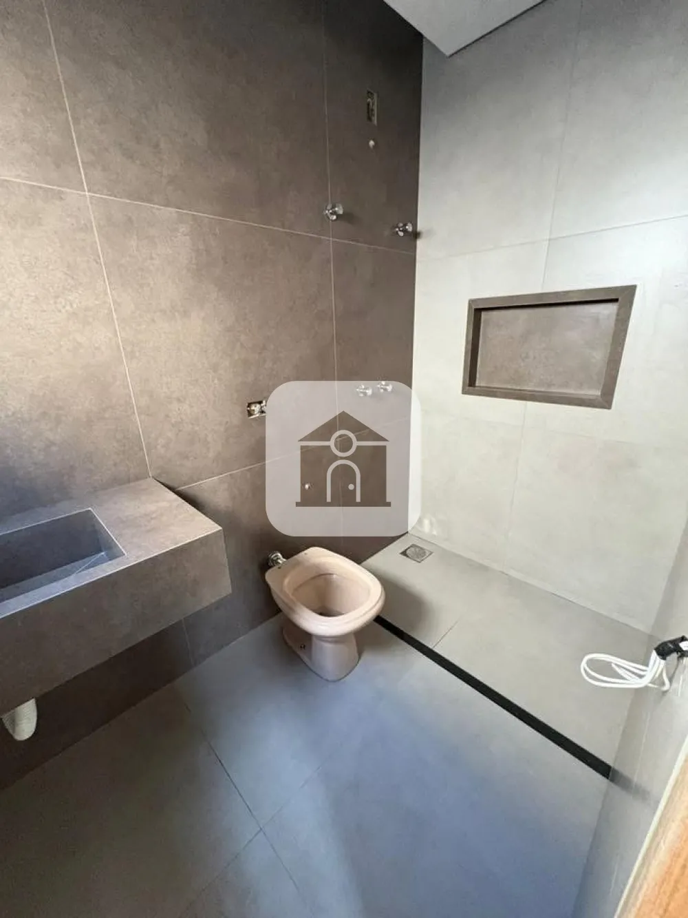 Comprar Casa / Padrão em Uberlândia R$ 850.000,00 - Foto 8