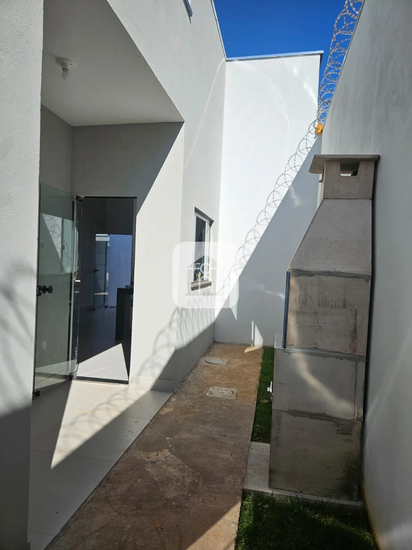 Comprar Casa / Geminada em Uberlândia R$ 339.000,00 - Foto 10