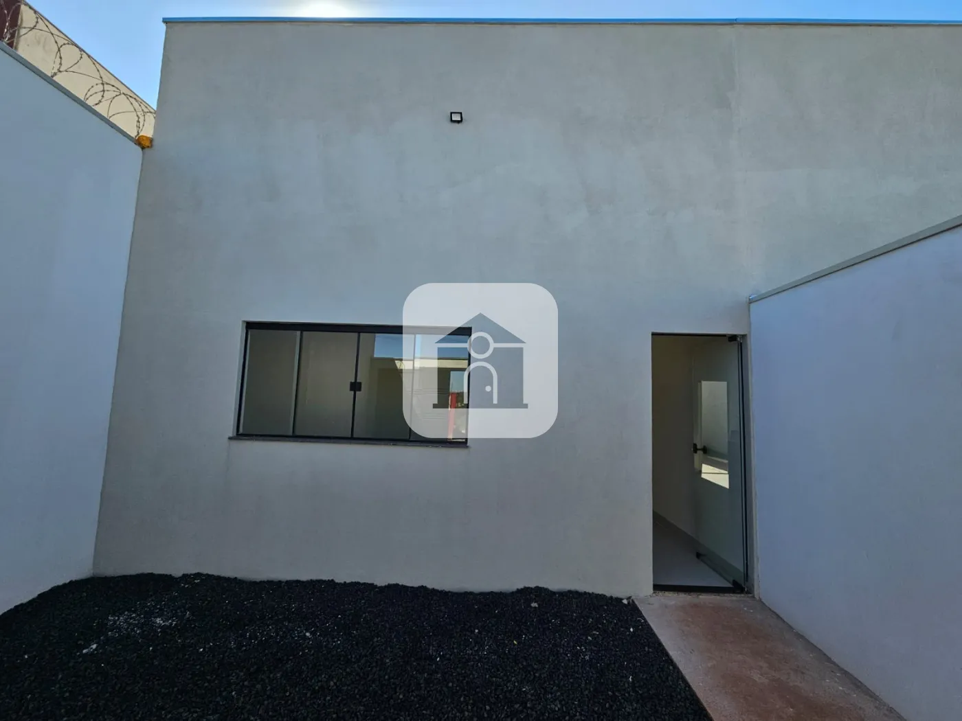 Comprar Casa / Geminada em Uberlândia R$ 339.000,00 - Foto 1