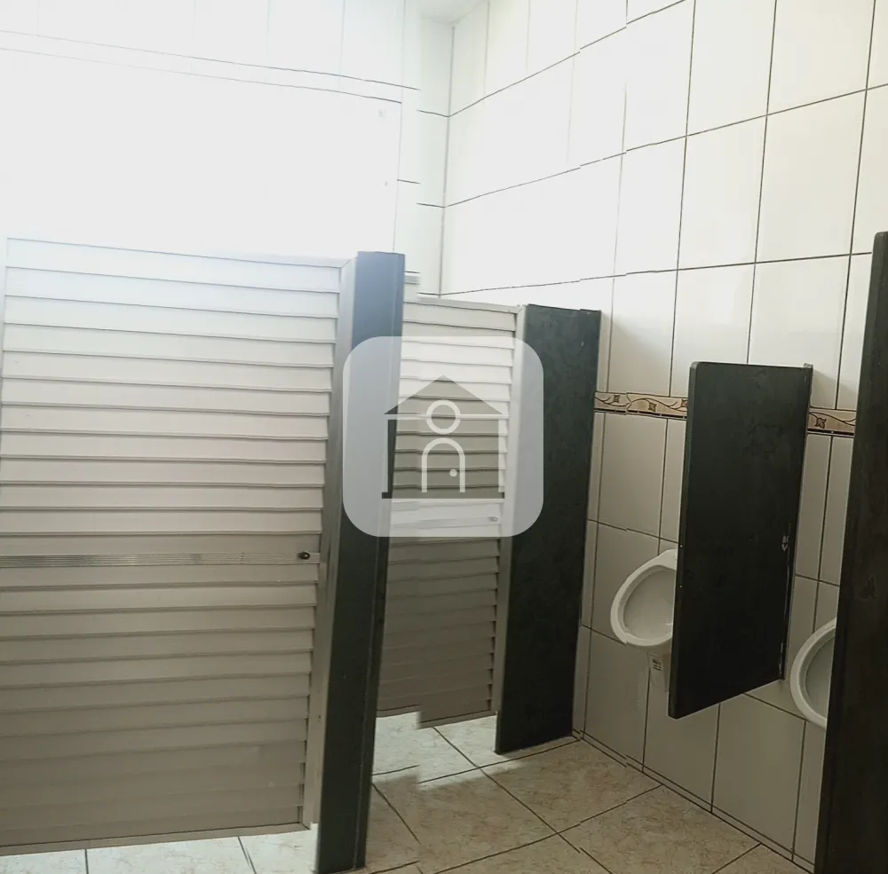 Alugar Comercial / Loja em Uberlândia R$ 4.500,00 - Foto 6
