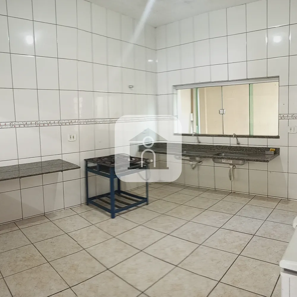 Alugar Comercial / Loja em Uberlândia R$ 4.500,00 - Foto 11