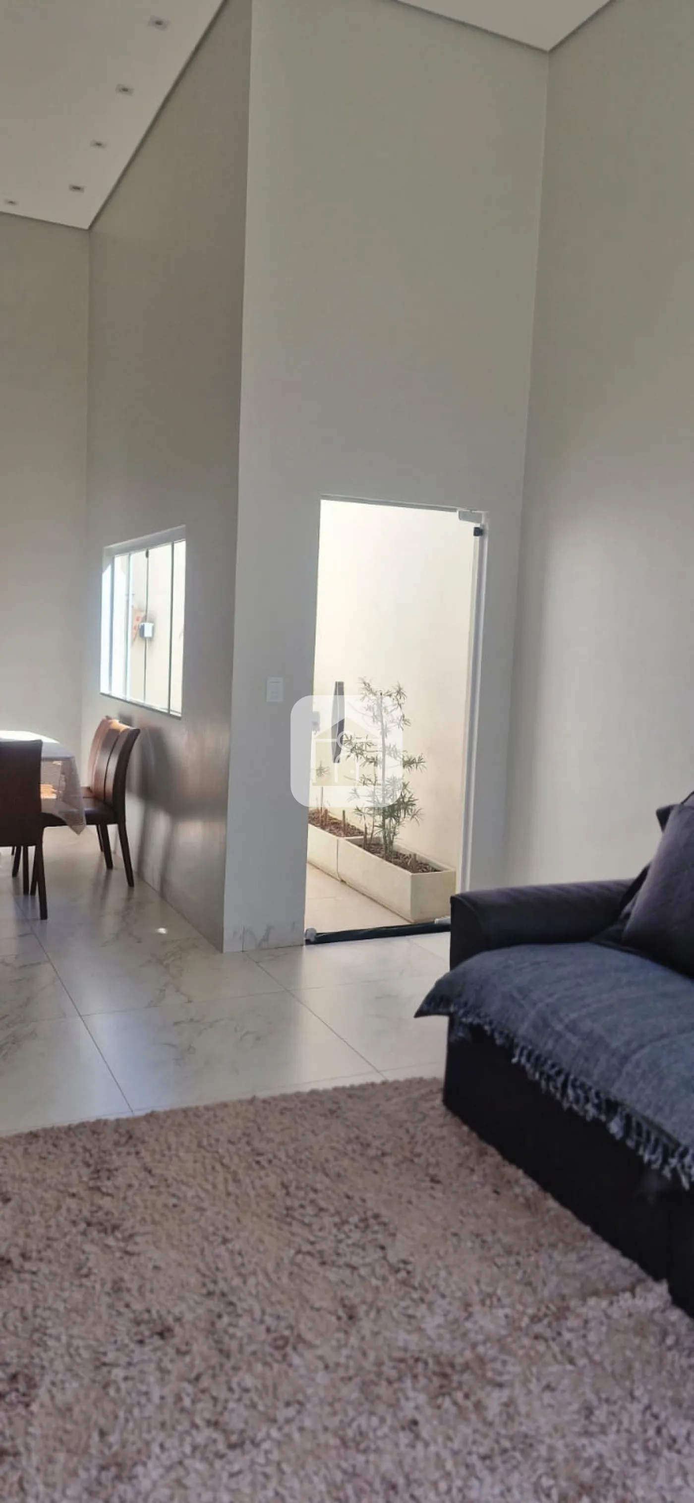 Alugar Casa / Padrão em Uberlândia R$ 4.800,00 - Foto 7