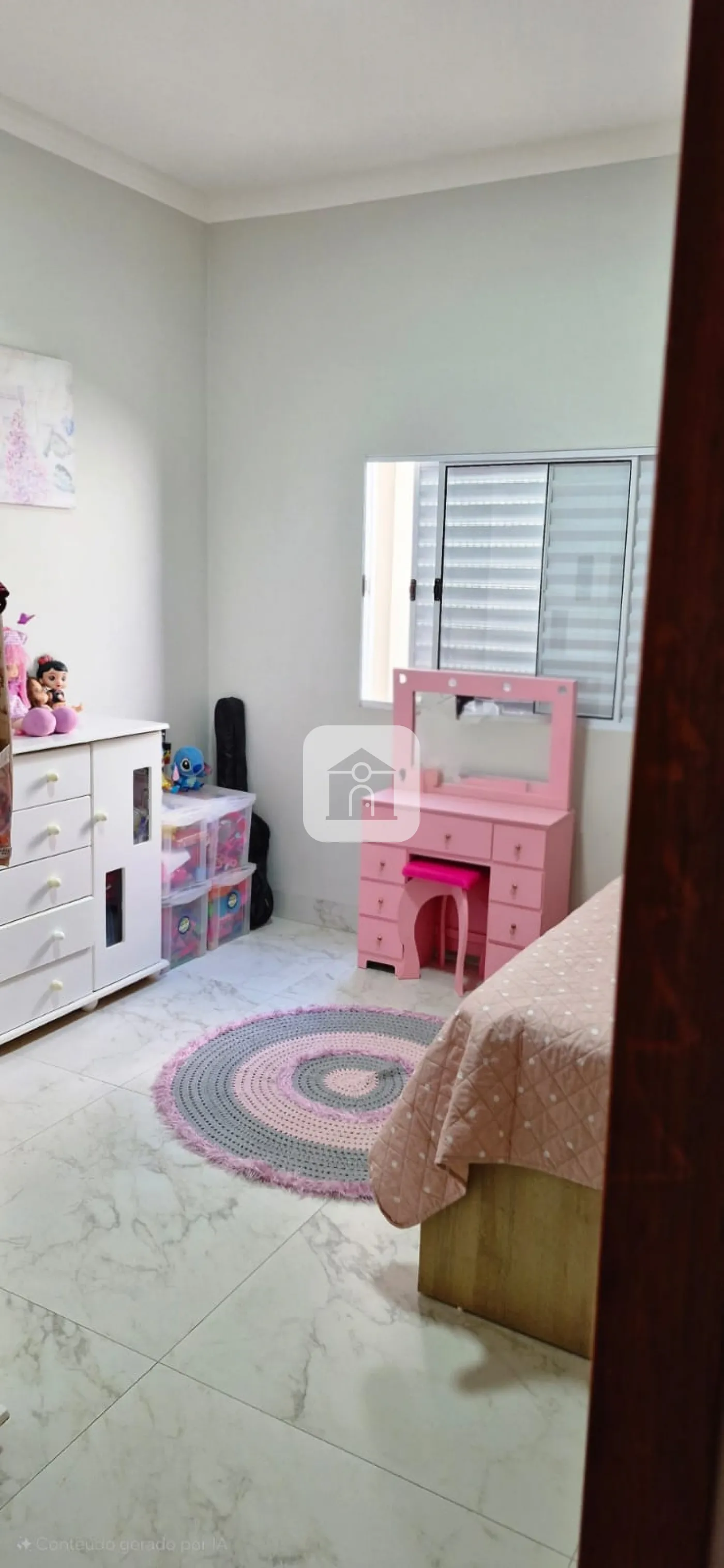 Alugar Casa / Padrão em Uberlândia R$ 4.800,00 - Foto 8