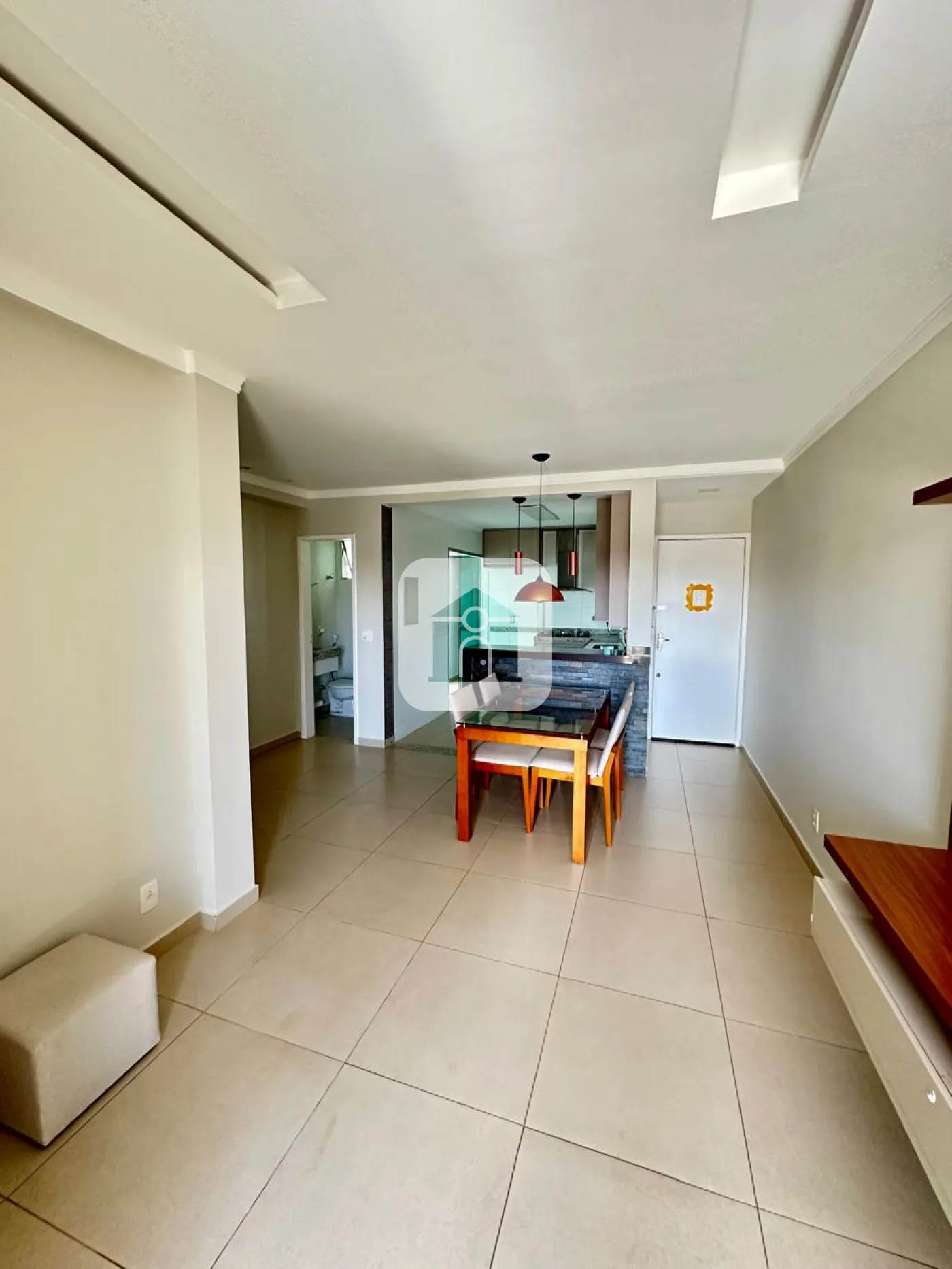 Comprar Apartamento / Padrão em Uberlândia R$ 600.000,00 - Foto 2