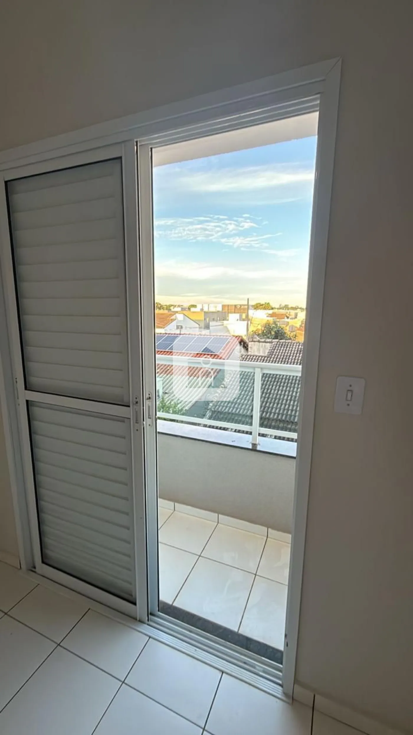 Comprar Apartamento / Padrão em Uberlândia R$ 270.000,00 - Foto 2
