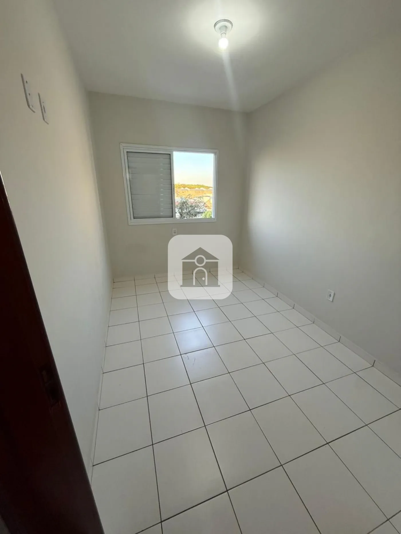 Comprar Apartamento / Padrão em Uberlândia R$ 270.000,00 - Foto 4