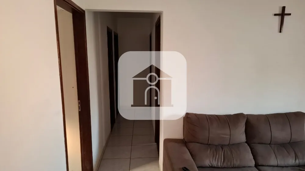 Comprar Casa / Padrão em Uberlândia R$ 950.000,00 - Foto 3