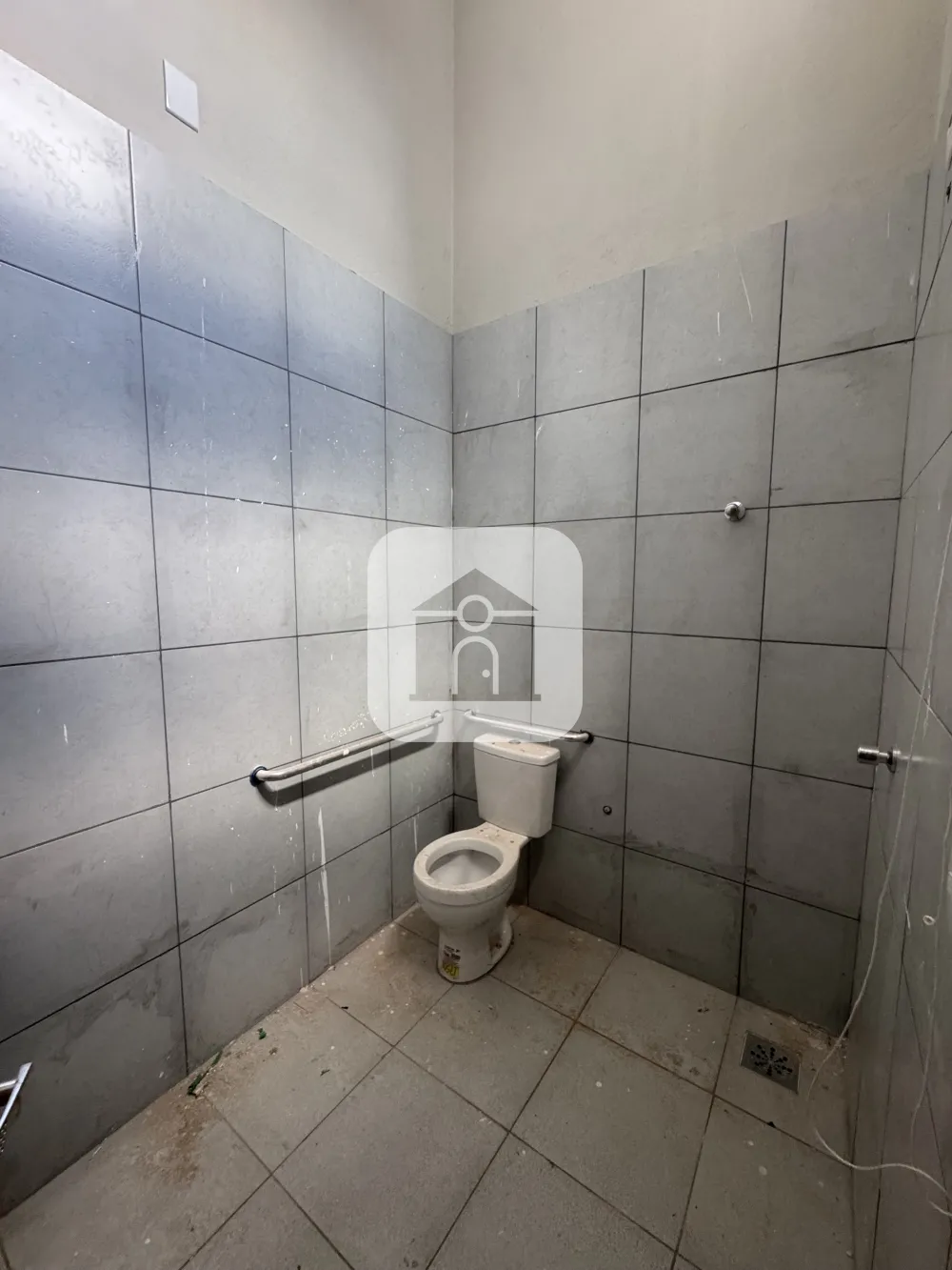Alugar Comercial / Galpão em Uberlândia R$ 8.000,00 - Foto 5