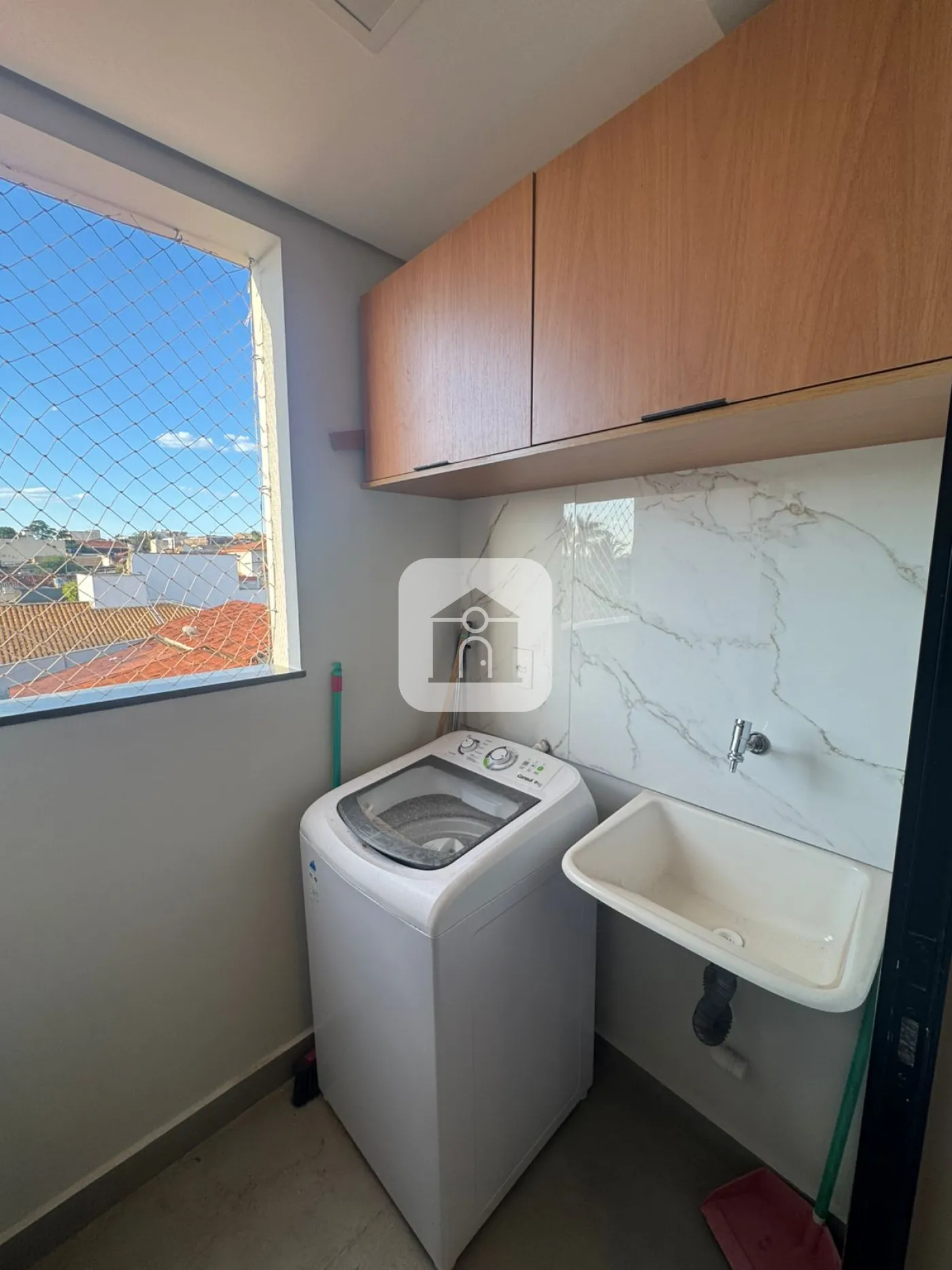 Alugar Apartamento / Padrão em Uberlândia R$ 3.250,00 - Foto 9