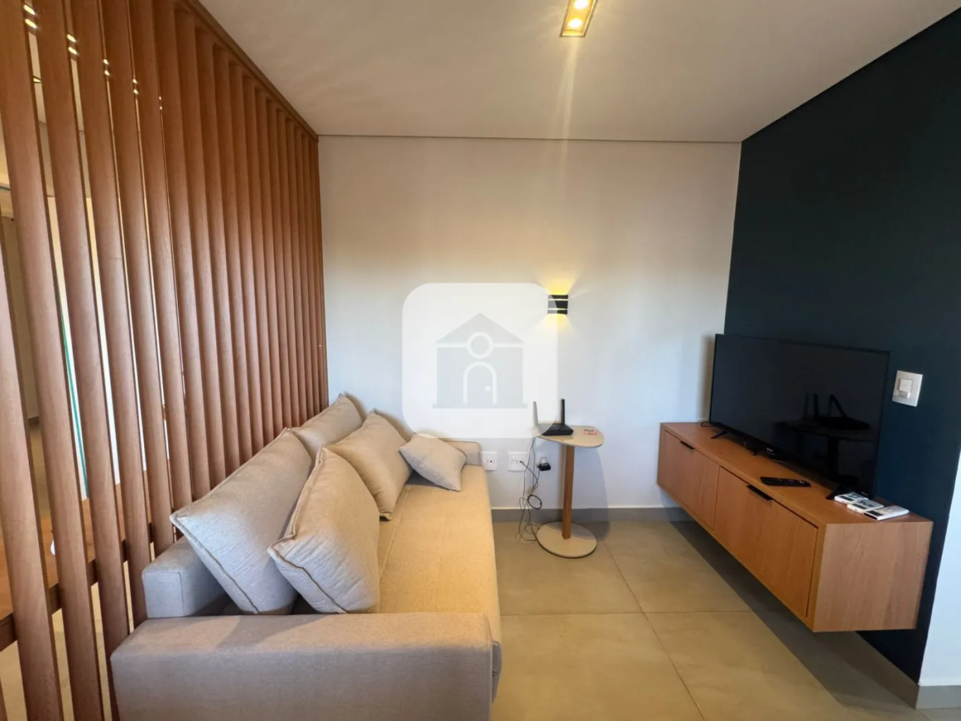 Alugar Apartamento / Padrão em Uberlândia R$ 3.250,00 - Foto 3