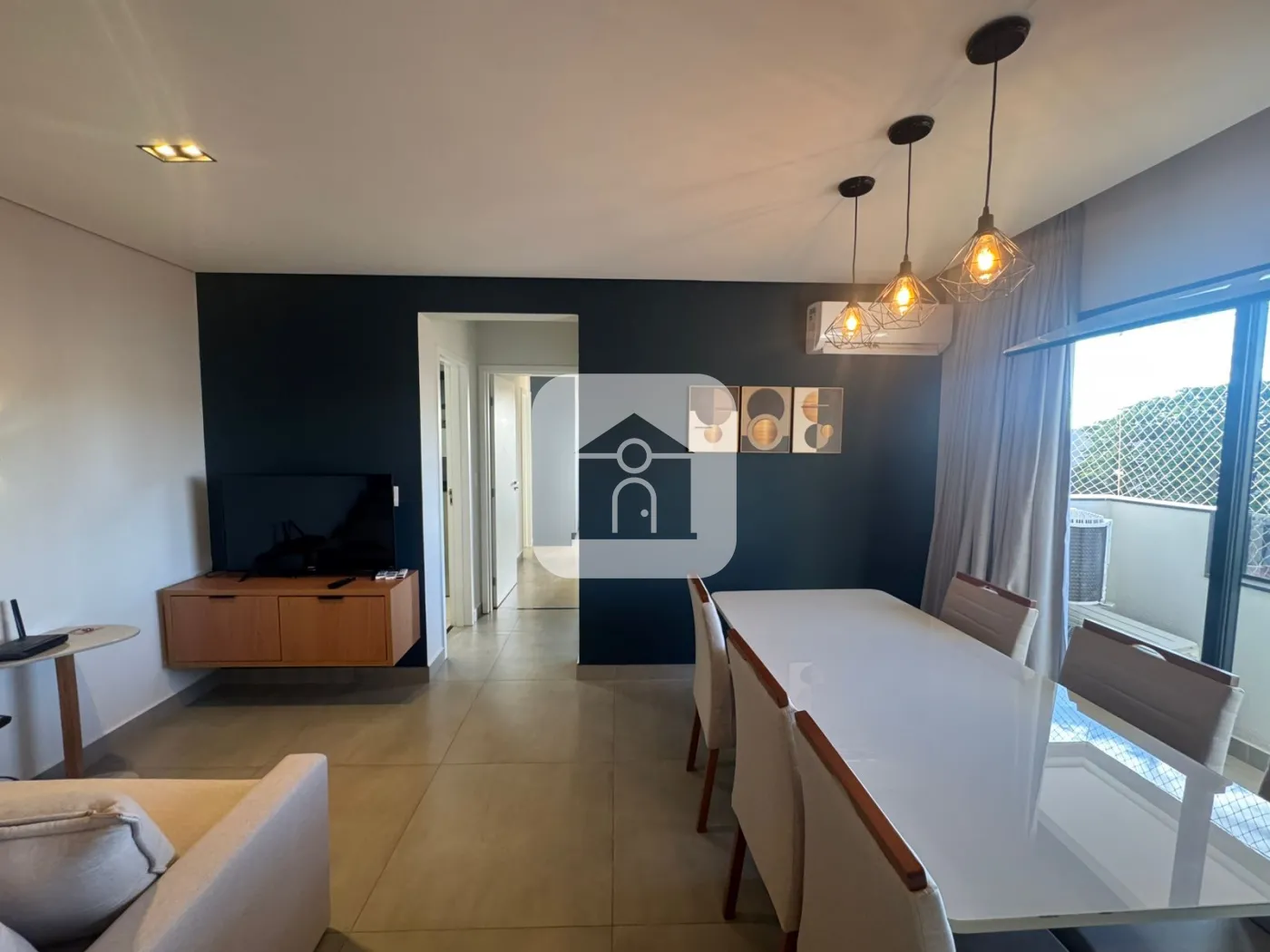 Alugar Apartamento / Padrão em Uberlândia R$ 3.250,00 - Foto 4