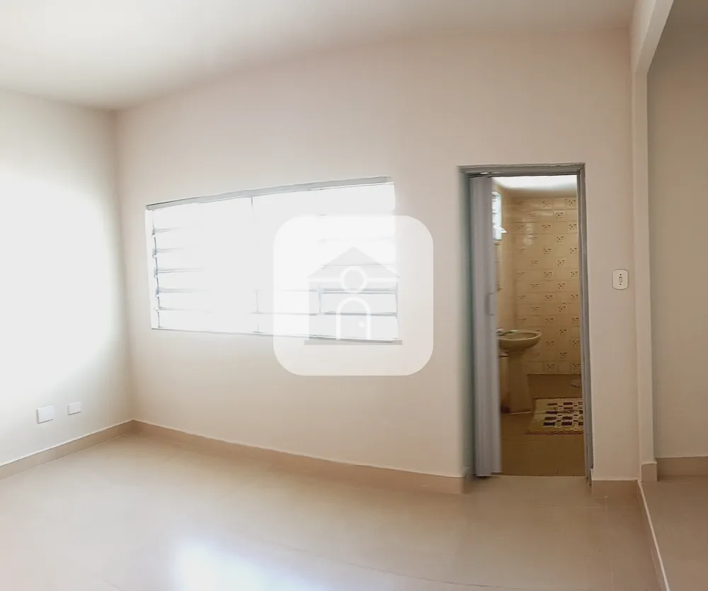 Alugar Casa / Padrão em Uberlândia R$ 3.500,00 - Foto 4