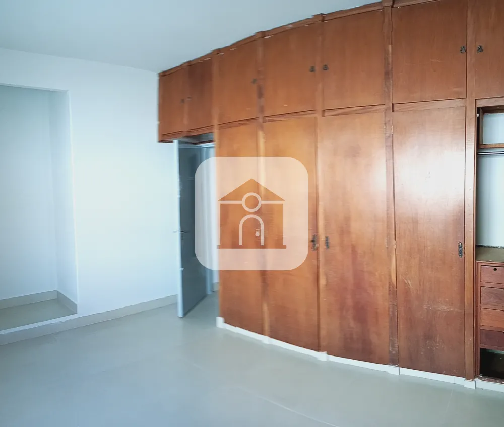 Alugar Casa / Padrão em Uberlândia R$ 3.500,00 - Foto 6