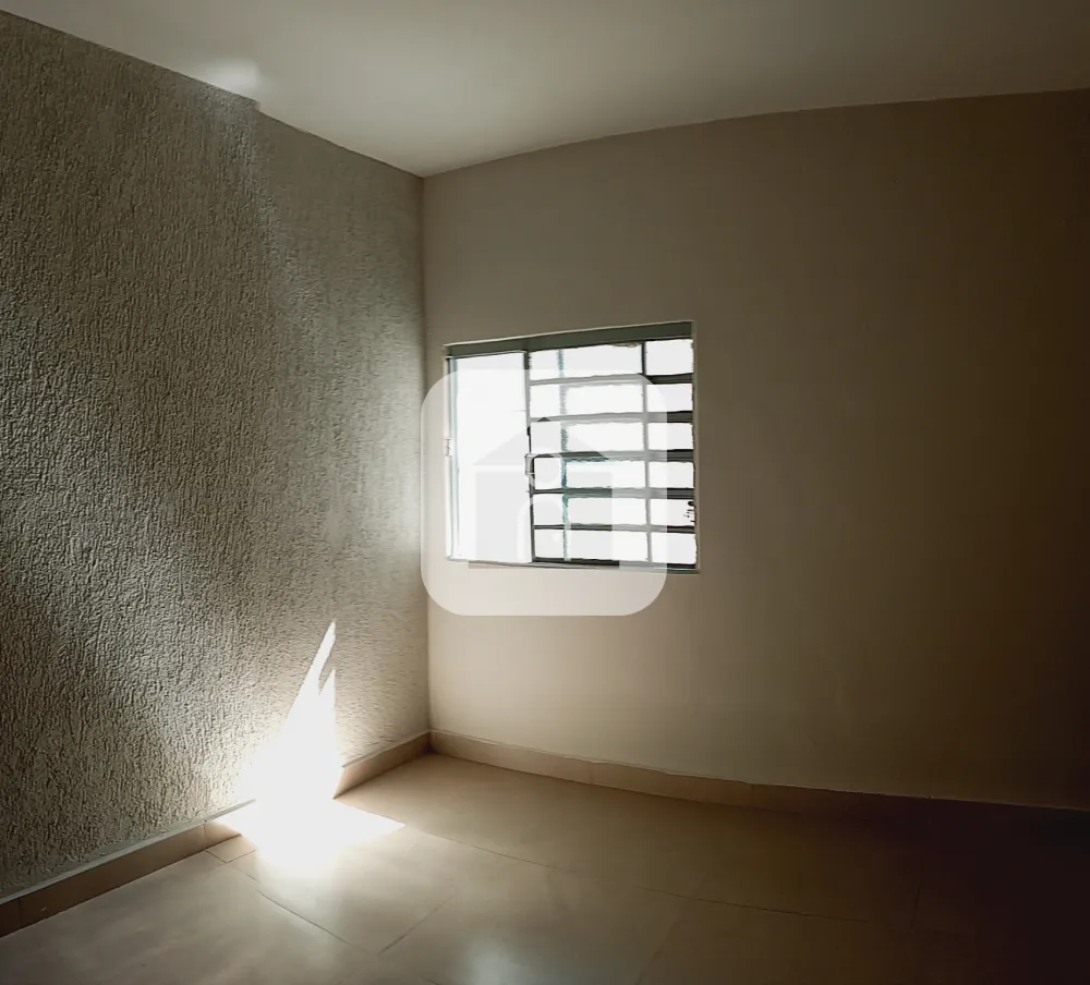Alugar Casa / Padrão em Uberlândia R$ 3.500,00 - Foto 9