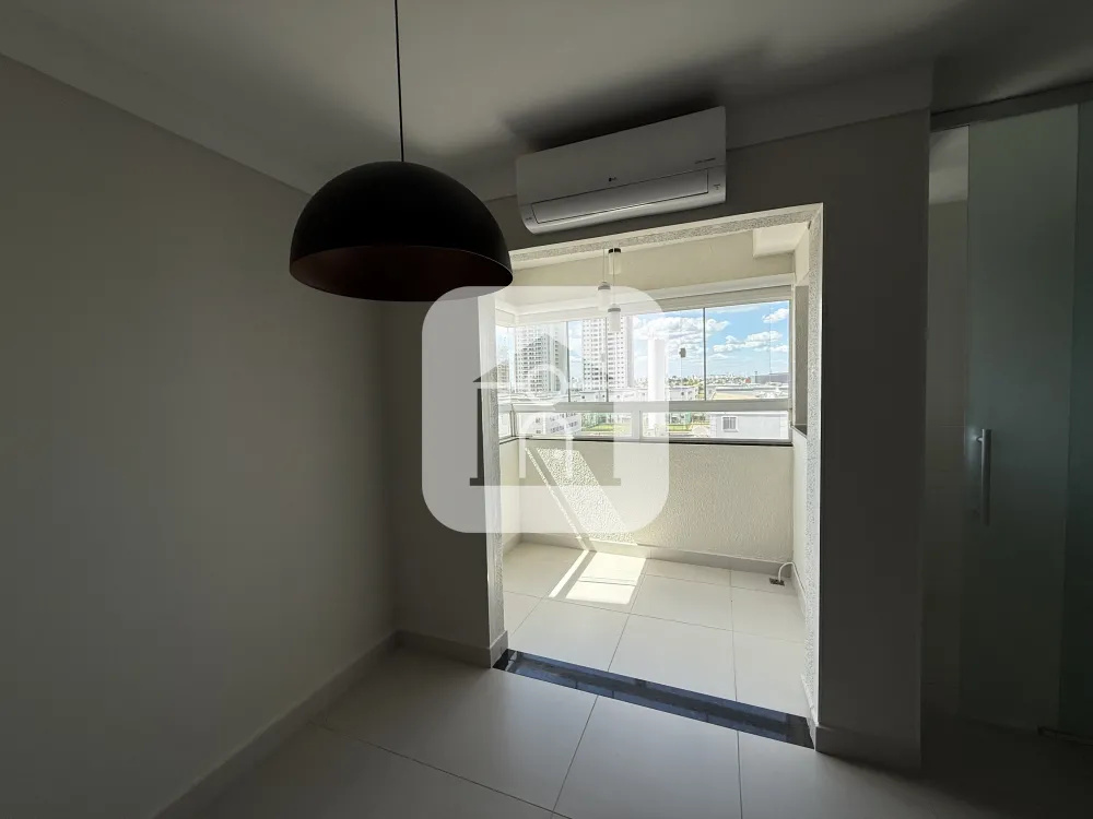 Alugar Apartamento / Padrão em Uberlandia R$ 2.300,00 - Foto 15