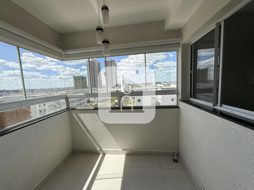 Alugar Apartamento / Padrão em Uberlandia R$ 2.300,00 - Foto 5