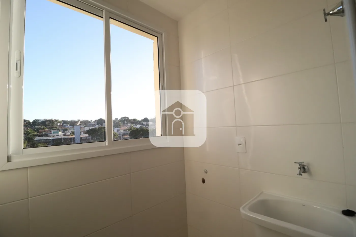 Alugar Apartamento / Padrão em Uberlândia R$ 2.000,00 - Foto 5
