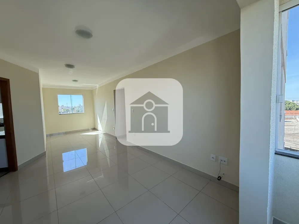 Alugar Apartamento / Padrão em Uberlândia R$ 3.000,00 - Foto 15