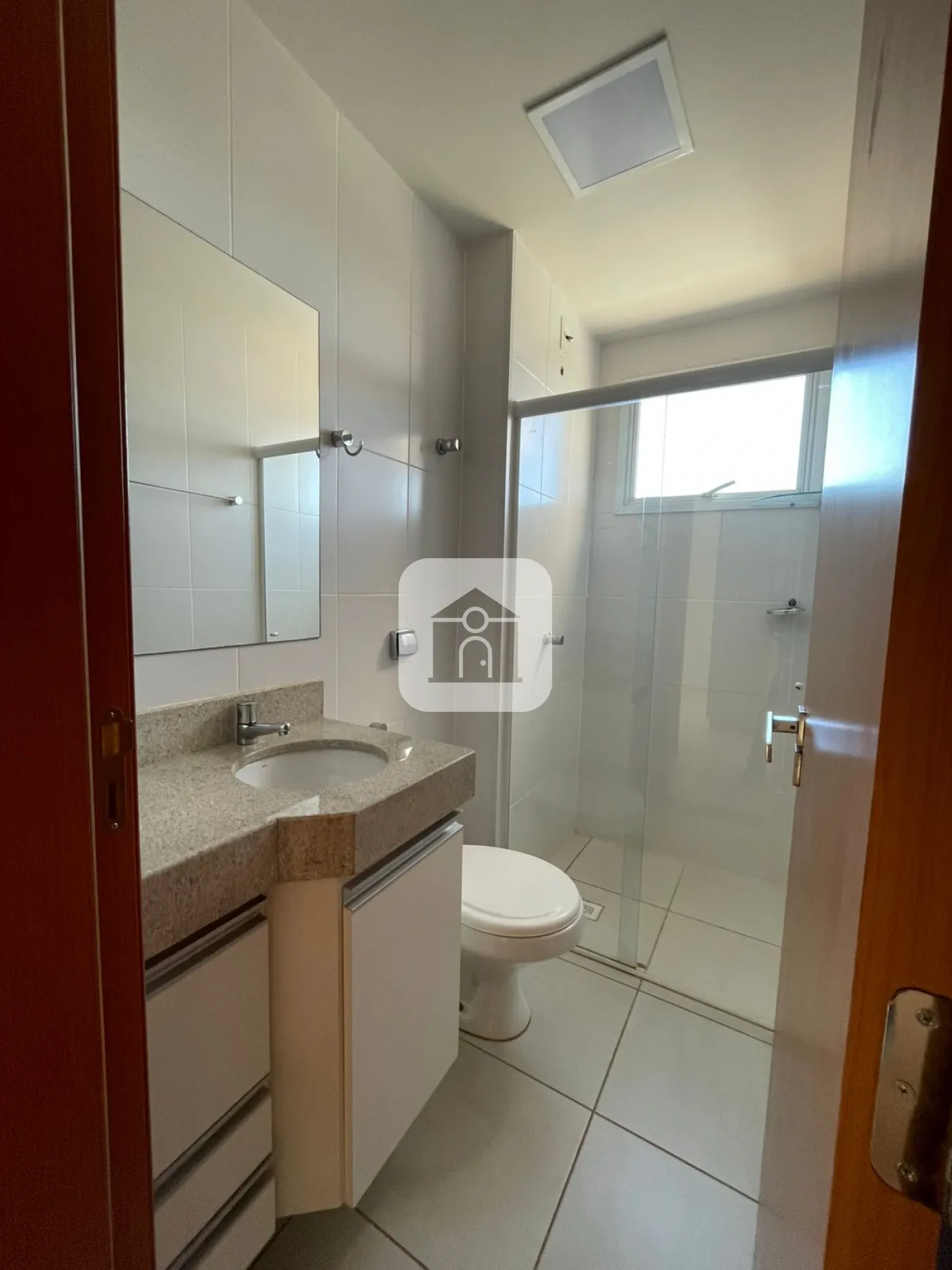 Alugar Apartamento / Padrão em Uberlândia R$ 2.600,00 - Foto 6