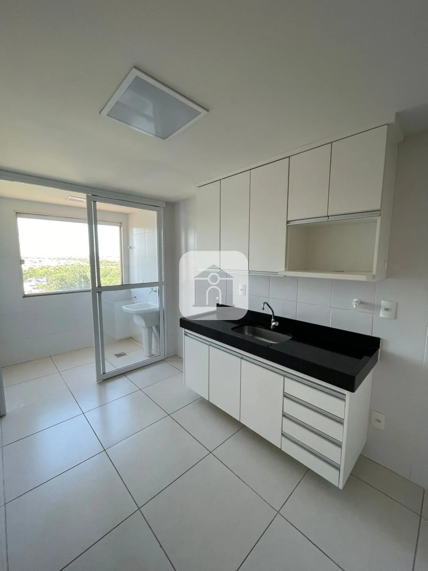 Alugar Apartamento / Padrão em Uberlândia R$ 2.600,00 - Foto 13