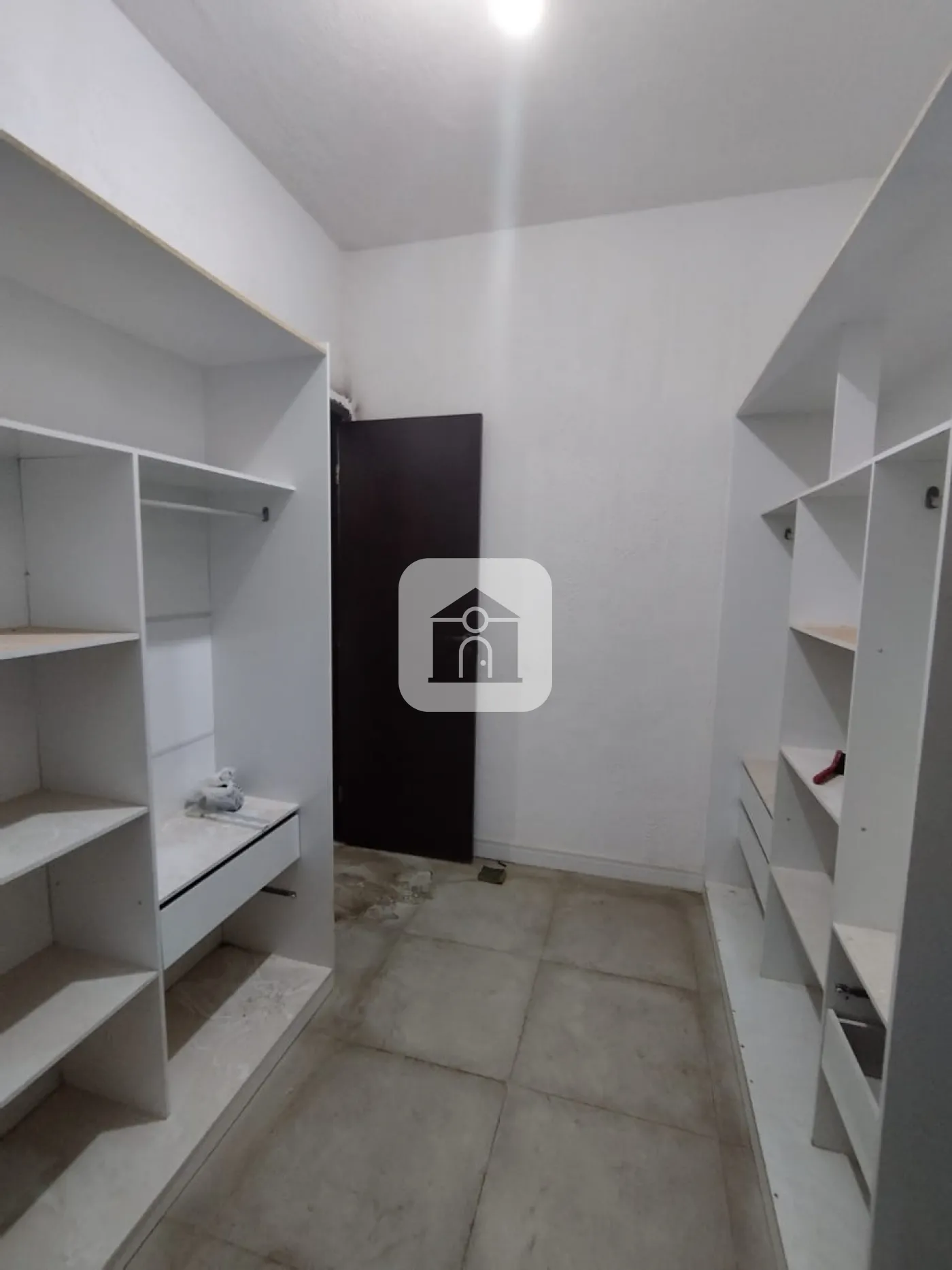 Alugar Casa / Padrão em Uberlândia R$ 3.800,00 - Foto 9