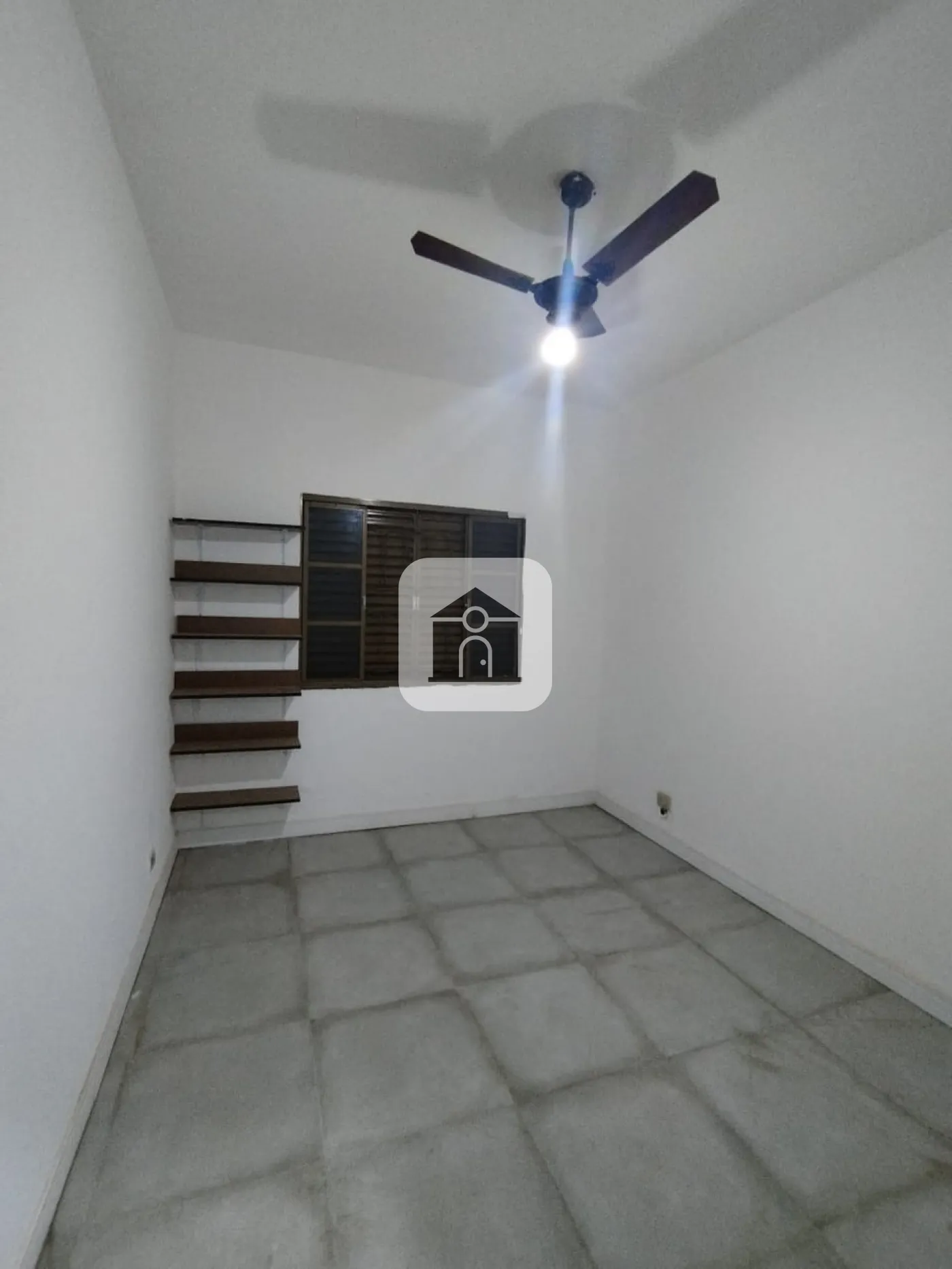 Alugar Casa / Padrão em Uberlândia R$ 3.800,00 - Foto 11