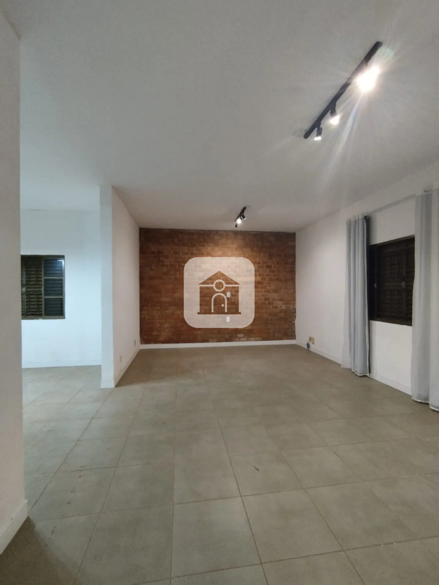 Alugar Casa / Padrão em Uberlândia R$ 3.800,00 - Foto 22