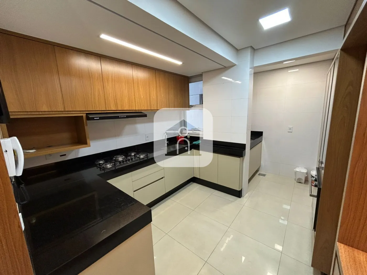 Alugar Casa / Padrão em Uberlândia R$ 3.800,00 - Foto 26