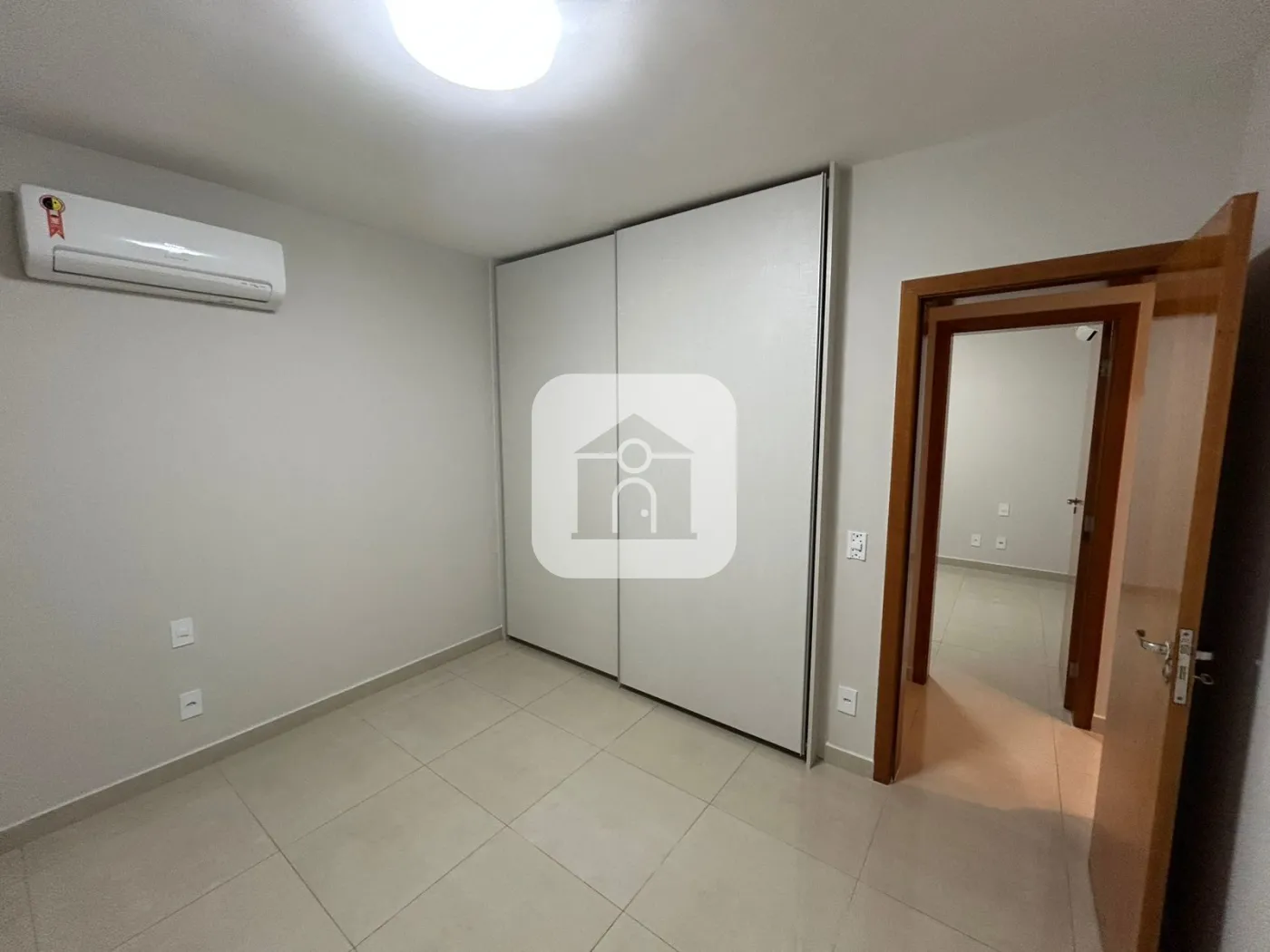 Alugar Casa / Padrão em Uberlândia R$ 3.800,00 - Foto 40