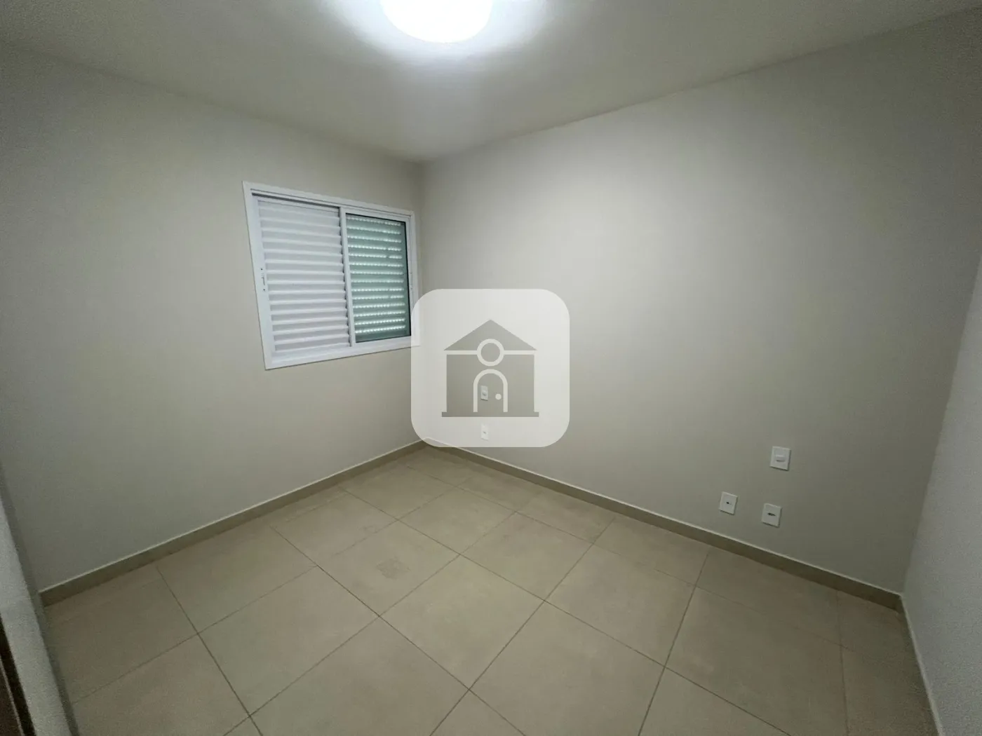 Alugar Casa / Padrão em Uberlândia R$ 3.800,00 - Foto 42