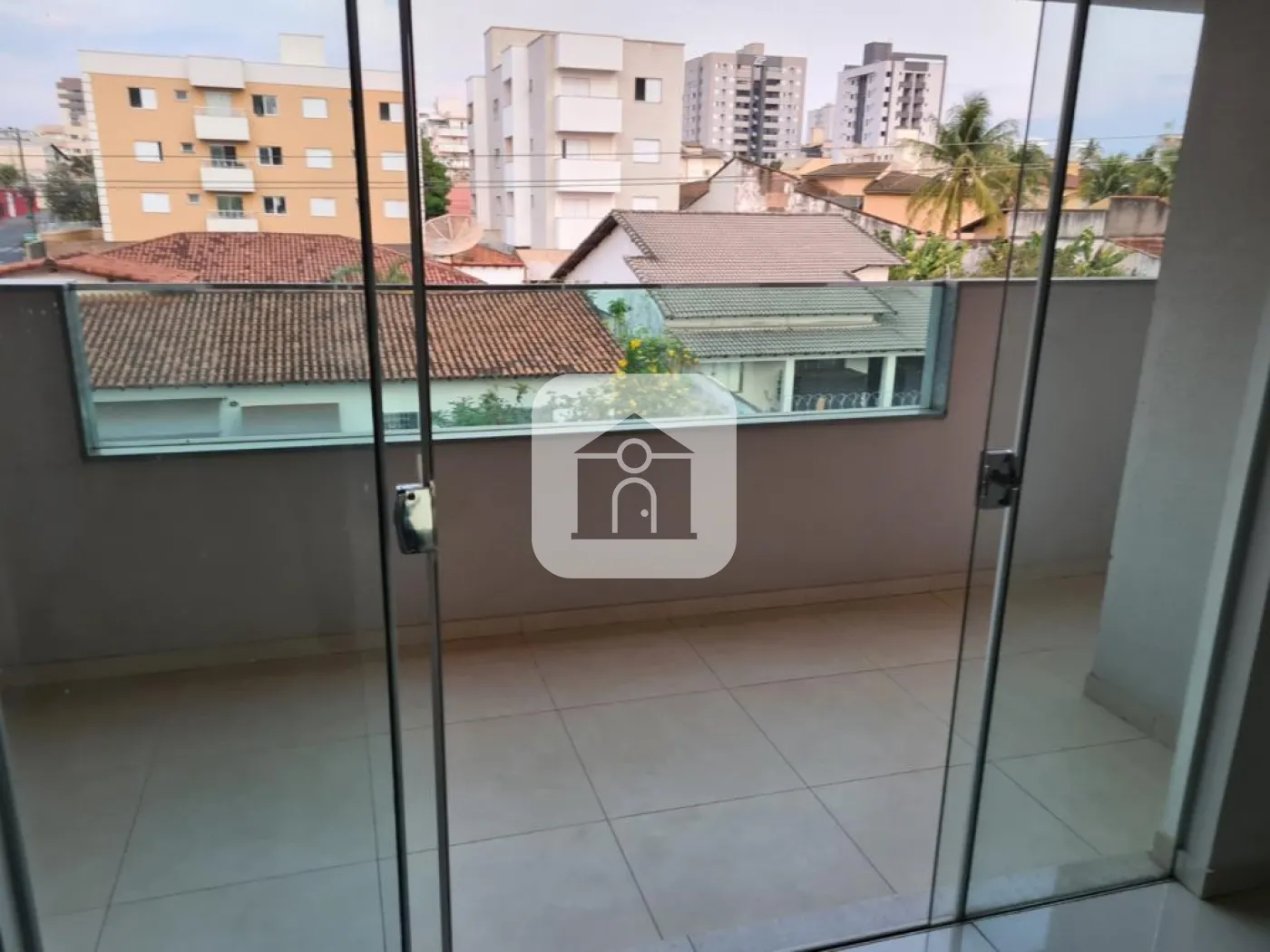 Comprar Apartamento / Padrão em Uberlândia R$ 660.000,00 - Foto 3