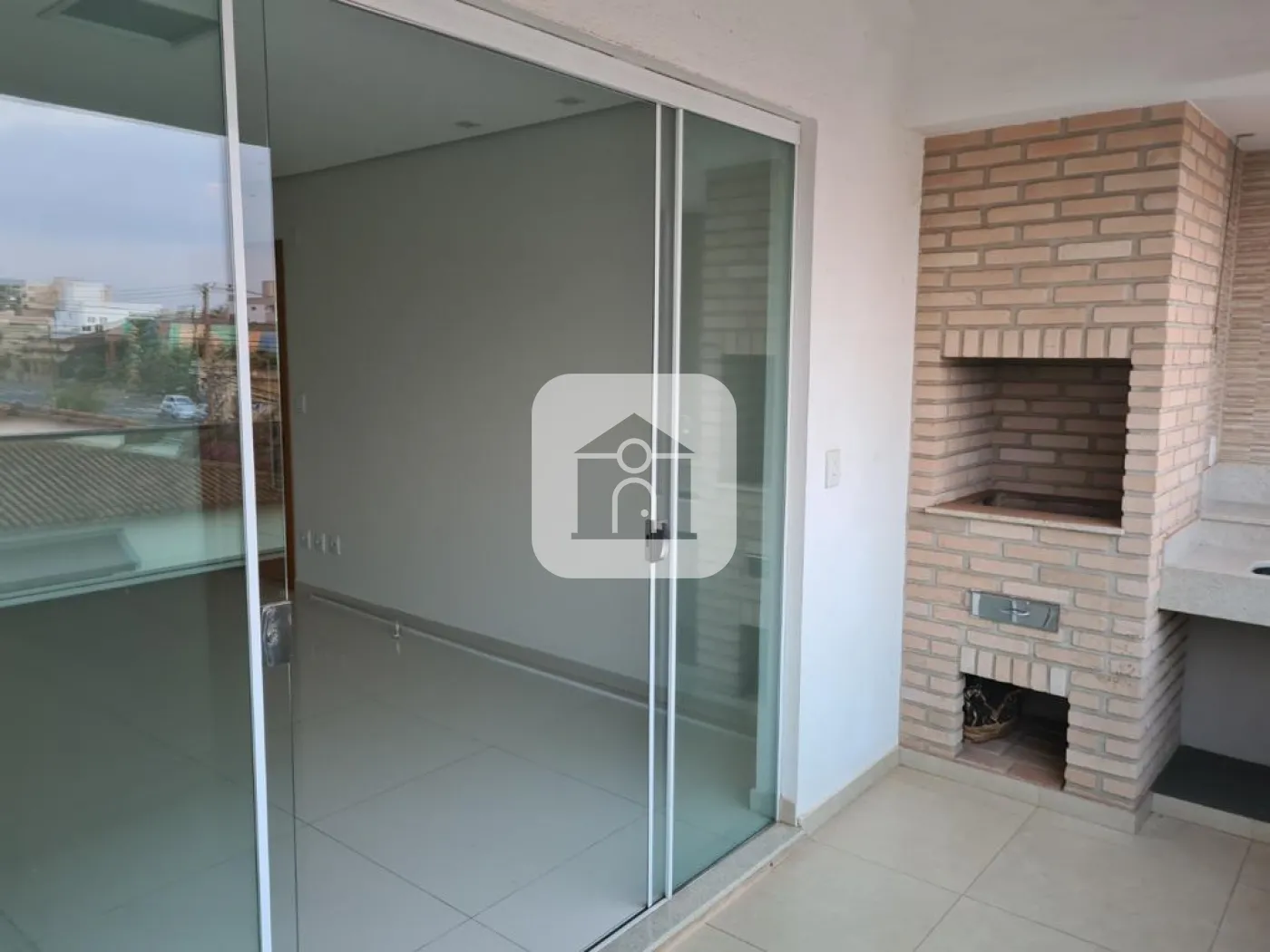 Comprar Apartamento / Padrão em Uberlândia R$ 660.000,00 - Foto 16
