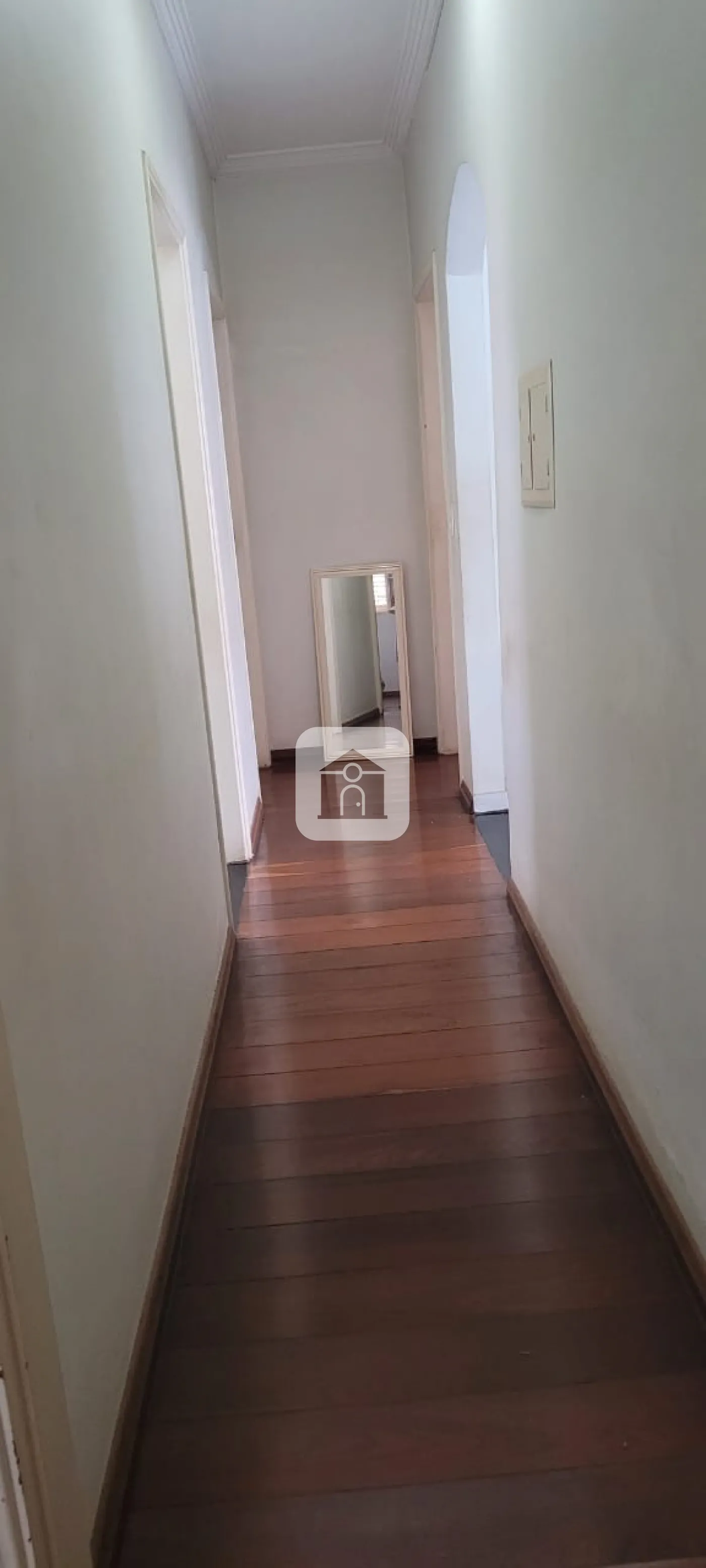 Comprar Casa / Padrão em Uberlândia R$ 950.000,00 - Foto 4