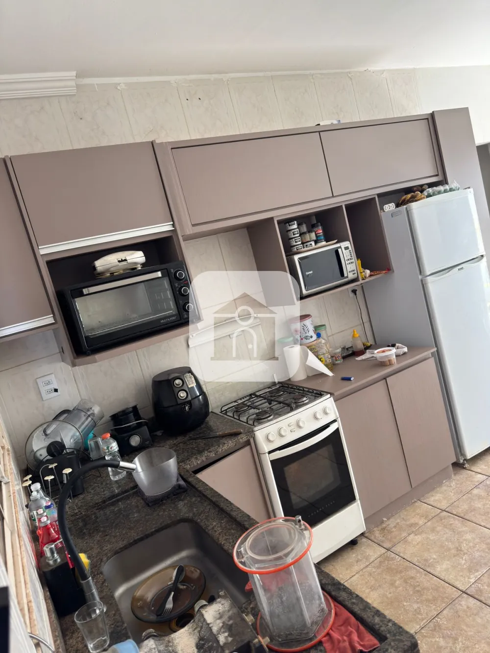 Alugar Casa / Padrão em Uberlândia R$ 2.500,00 - Foto 1