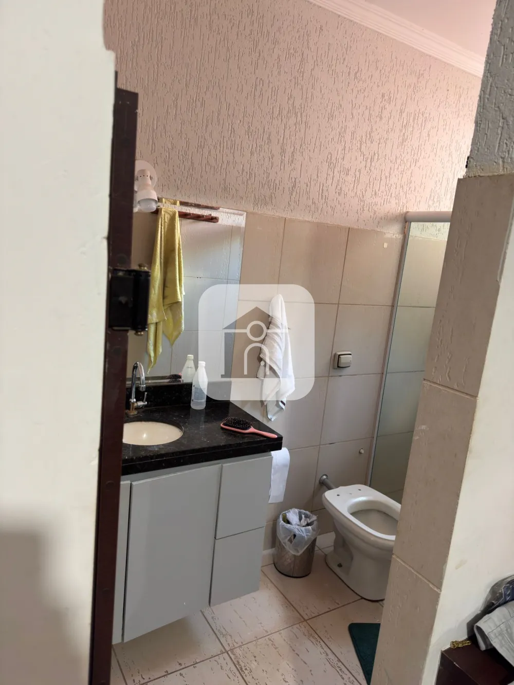 Alugar Casa / Padrão em Uberlândia R$ 2.500,00 - Foto 11