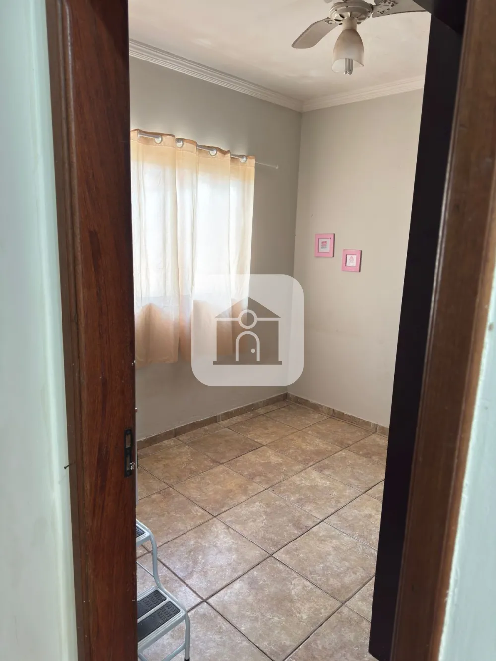 Alugar Casa / Padrão em Uberlândia R$ 2.500,00 - Foto 14