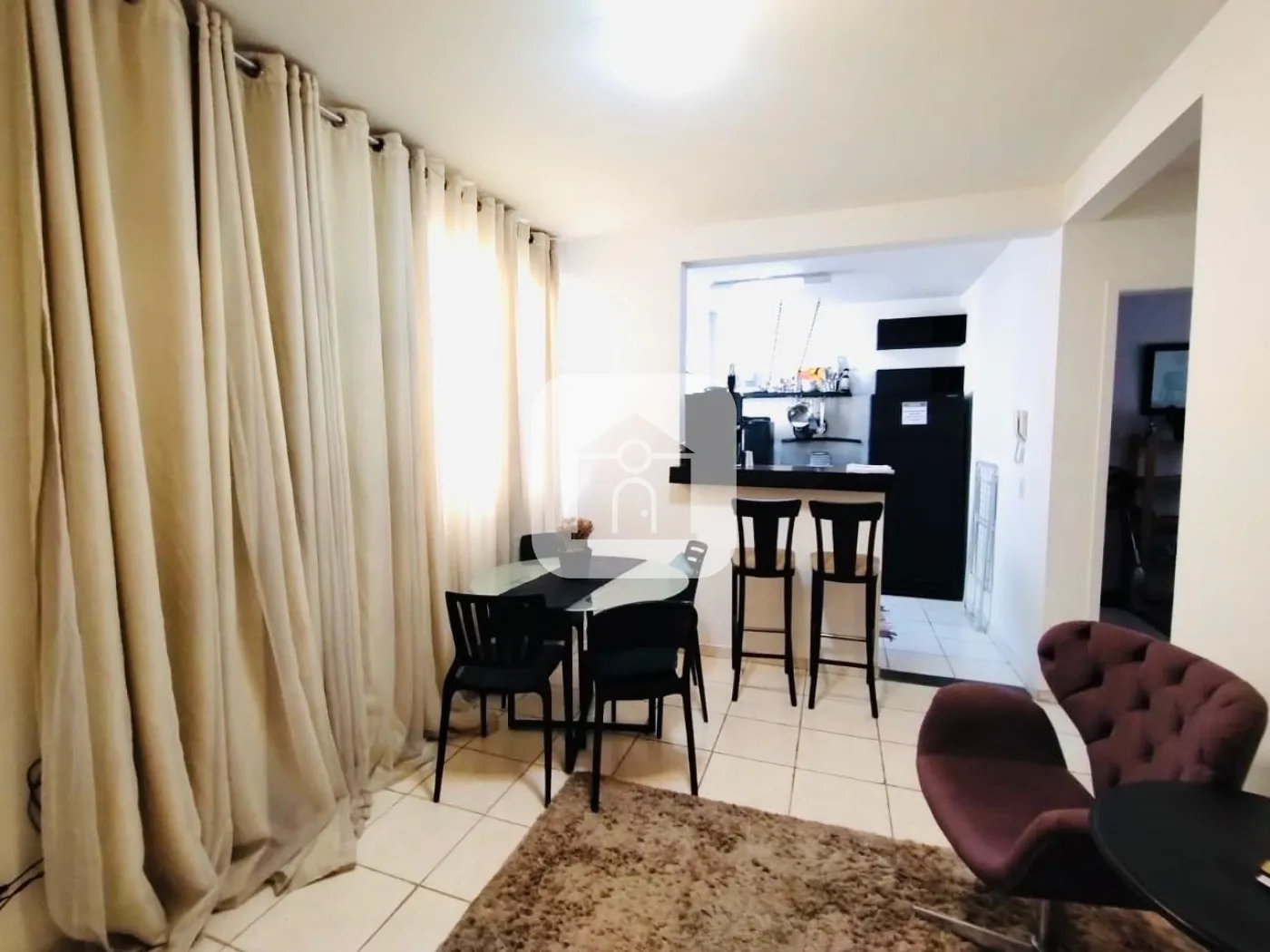 Comprar Apartamento / Padrão em Uberlândia R$ 210.000,00 - Foto 2