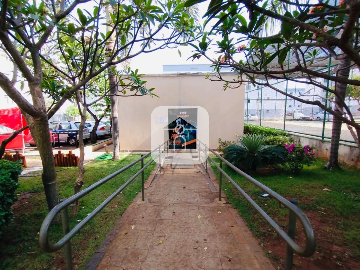 Comprar Apartamento / Padrão em Uberlândia R$ 210.000,00 - Foto 28