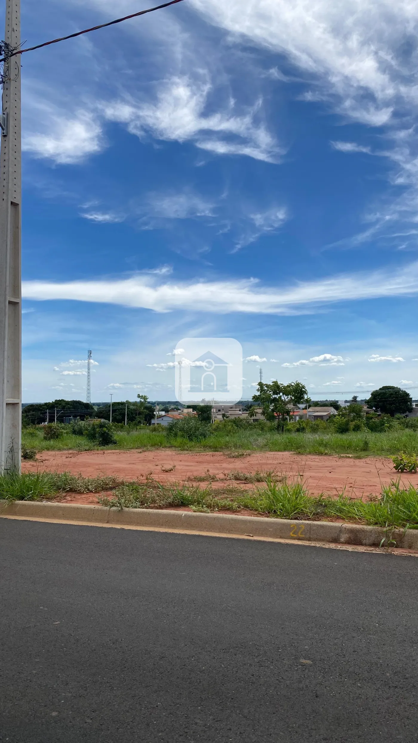 Comprar Terreno / Padrão em Uberlândia R$ 169.000,00 - Foto 3