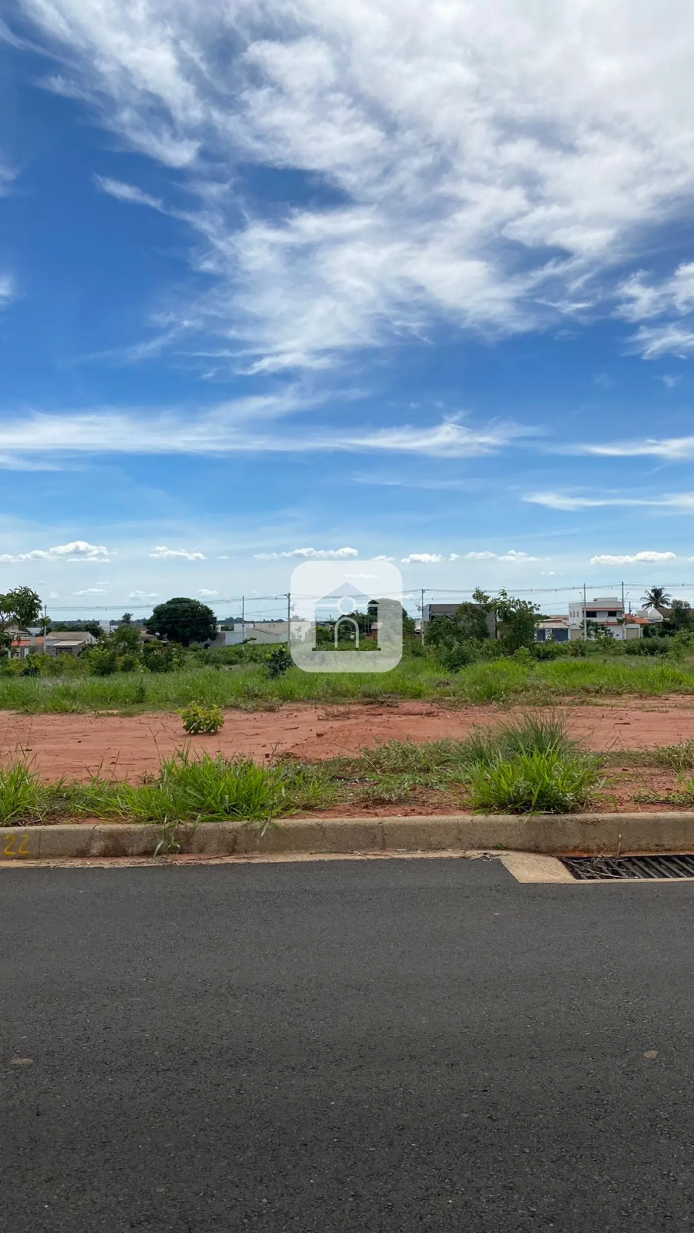 Comprar Terreno / Padrão em Uberlândia R$ 169.000,00 - Foto 4