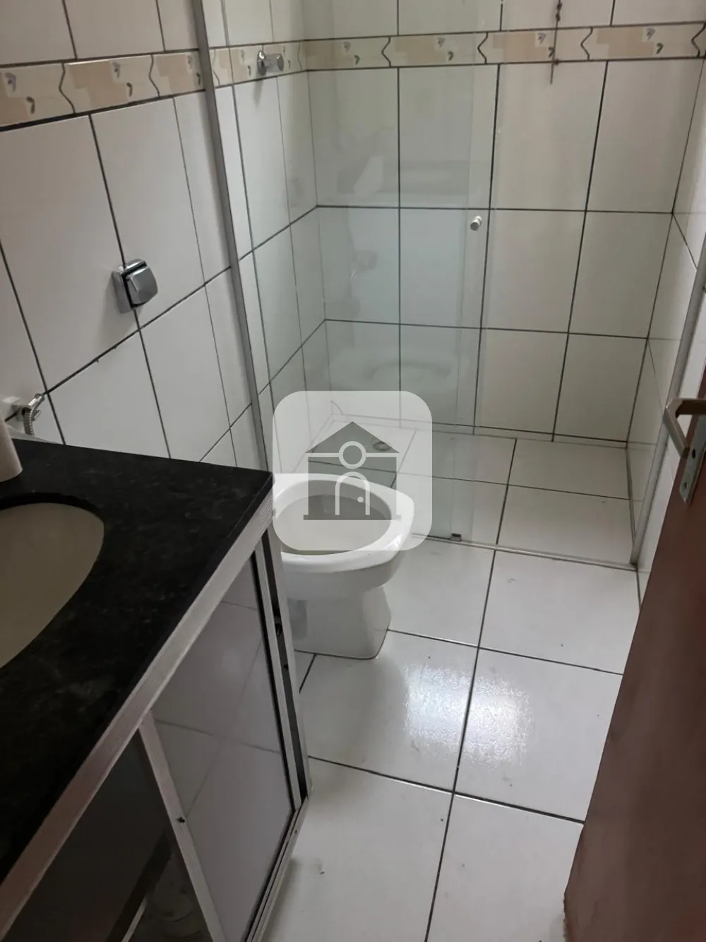 Alugar Casa / Padrão em Uberlândia R$ 1.900,00 - Foto 17