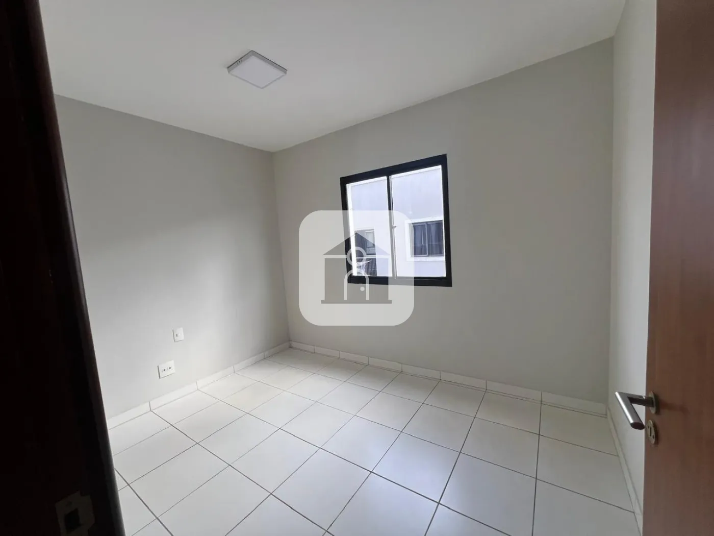 Comprar Apartamento / Padrão em Uberlandia R$ 290.000,00 - Foto 7