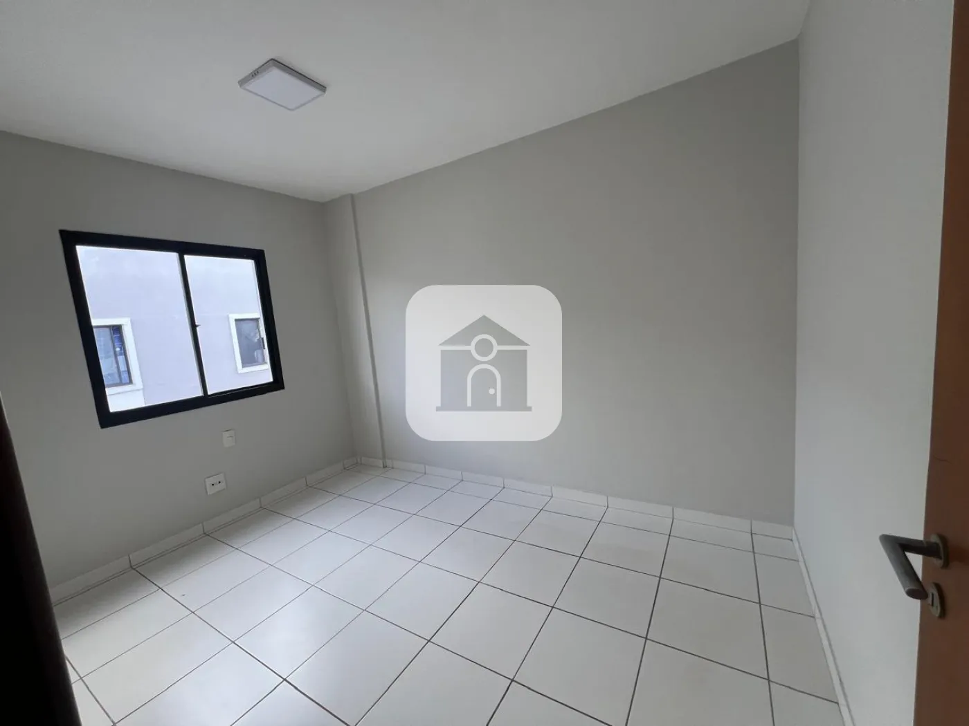 Comprar Apartamento / Padrão em Uberlandia R$ 290.000,00 - Foto 8