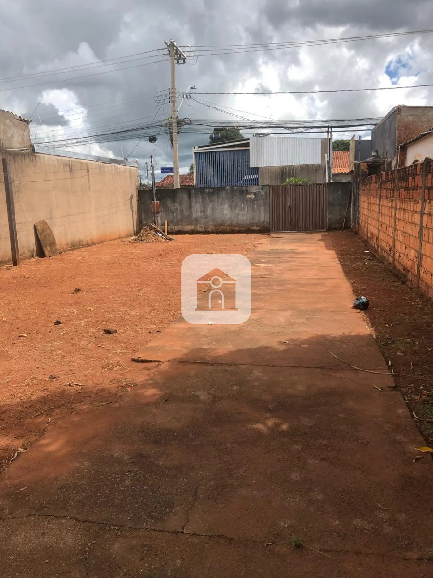 Comprar Terreno / Padrão em Uberlândia R$ 350.000,00 - Foto 3
