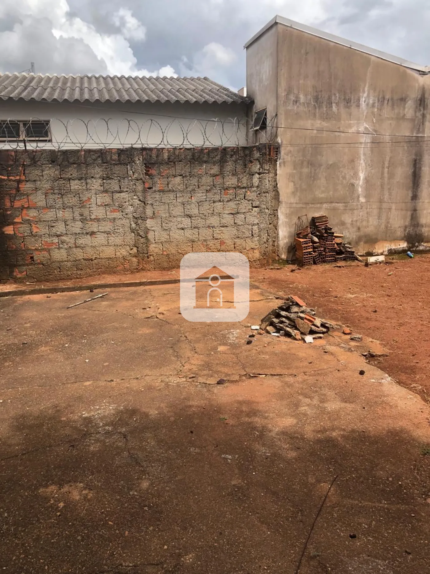 Comprar Terreno / Padrão em Uberlândia R$ 350.000,00 - Foto 5